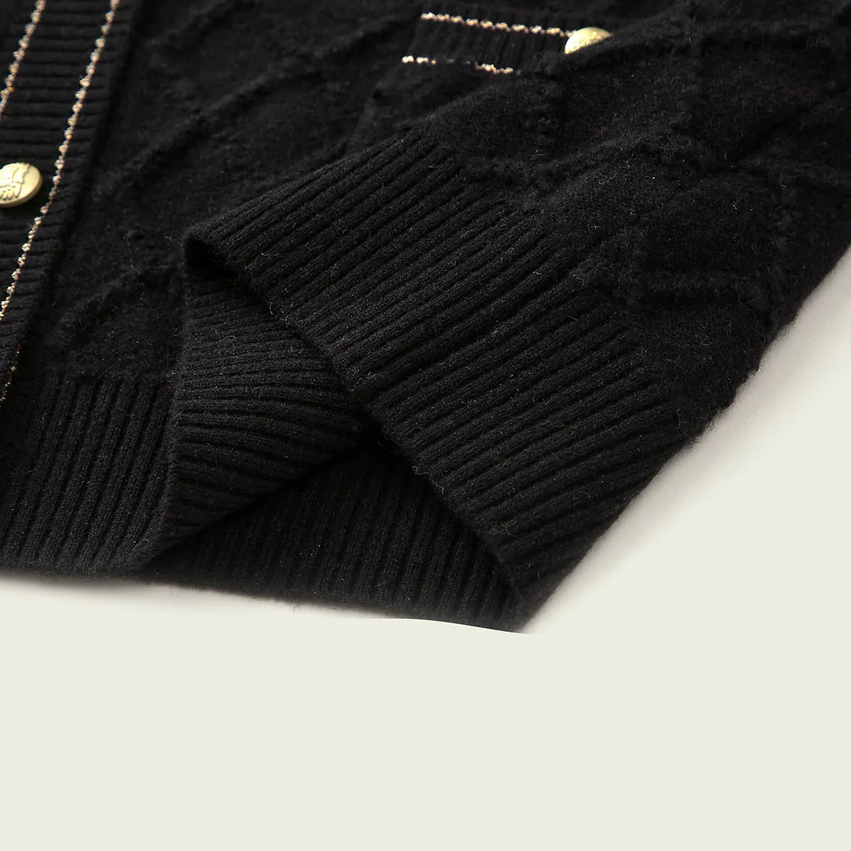 100% Wool Elegant Cable Knit Vest