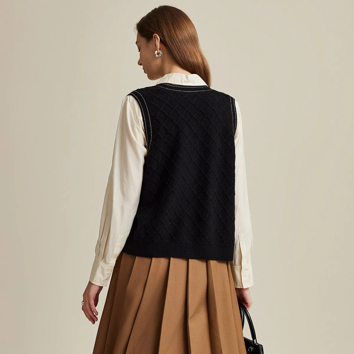 100% Wool Elegant Cable Knit Vest