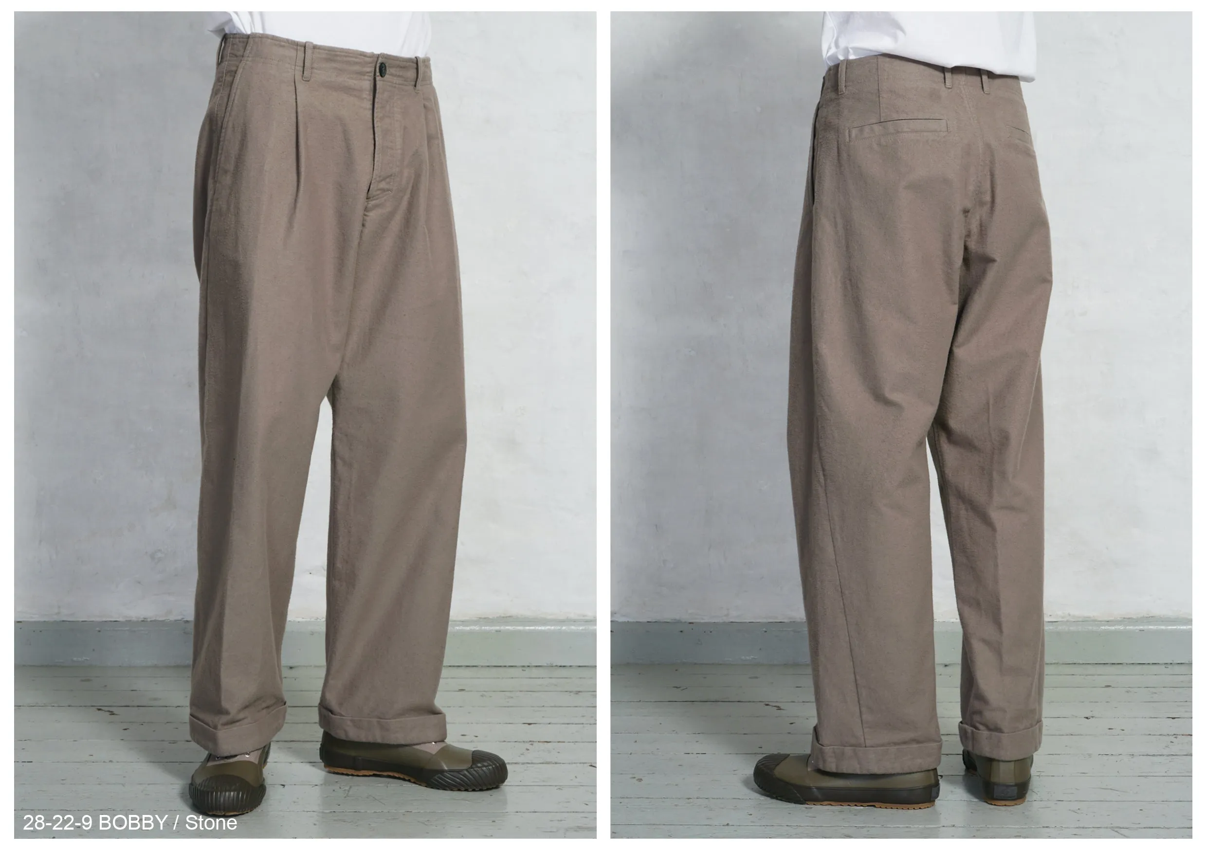 BOBBY 28-22-7 | Wide Pleated Moleskin Trousers | Light Stone