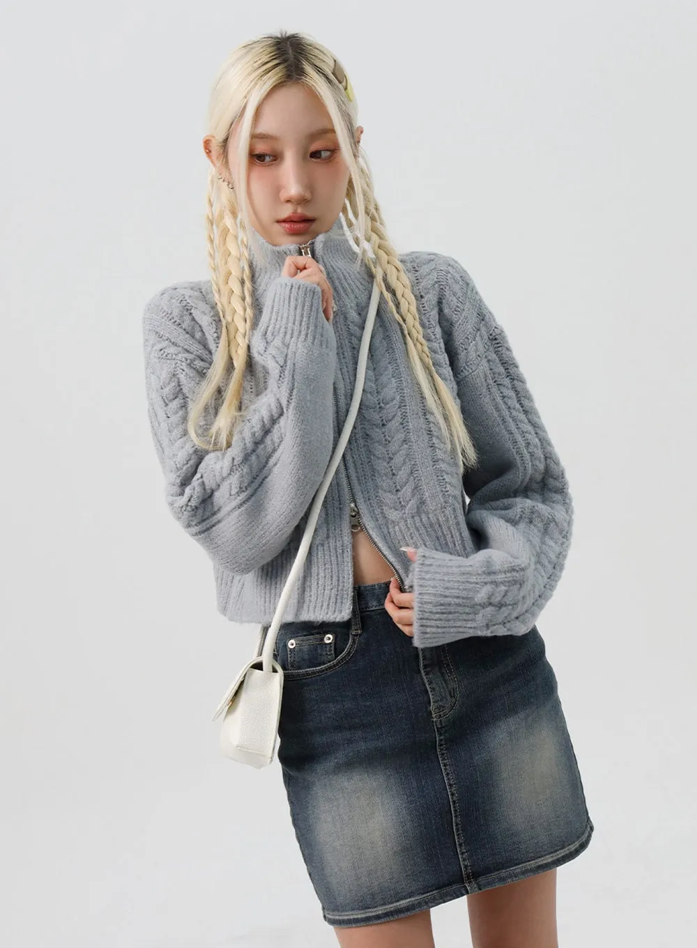 Cable Knit Zip-Up Sweater IS311