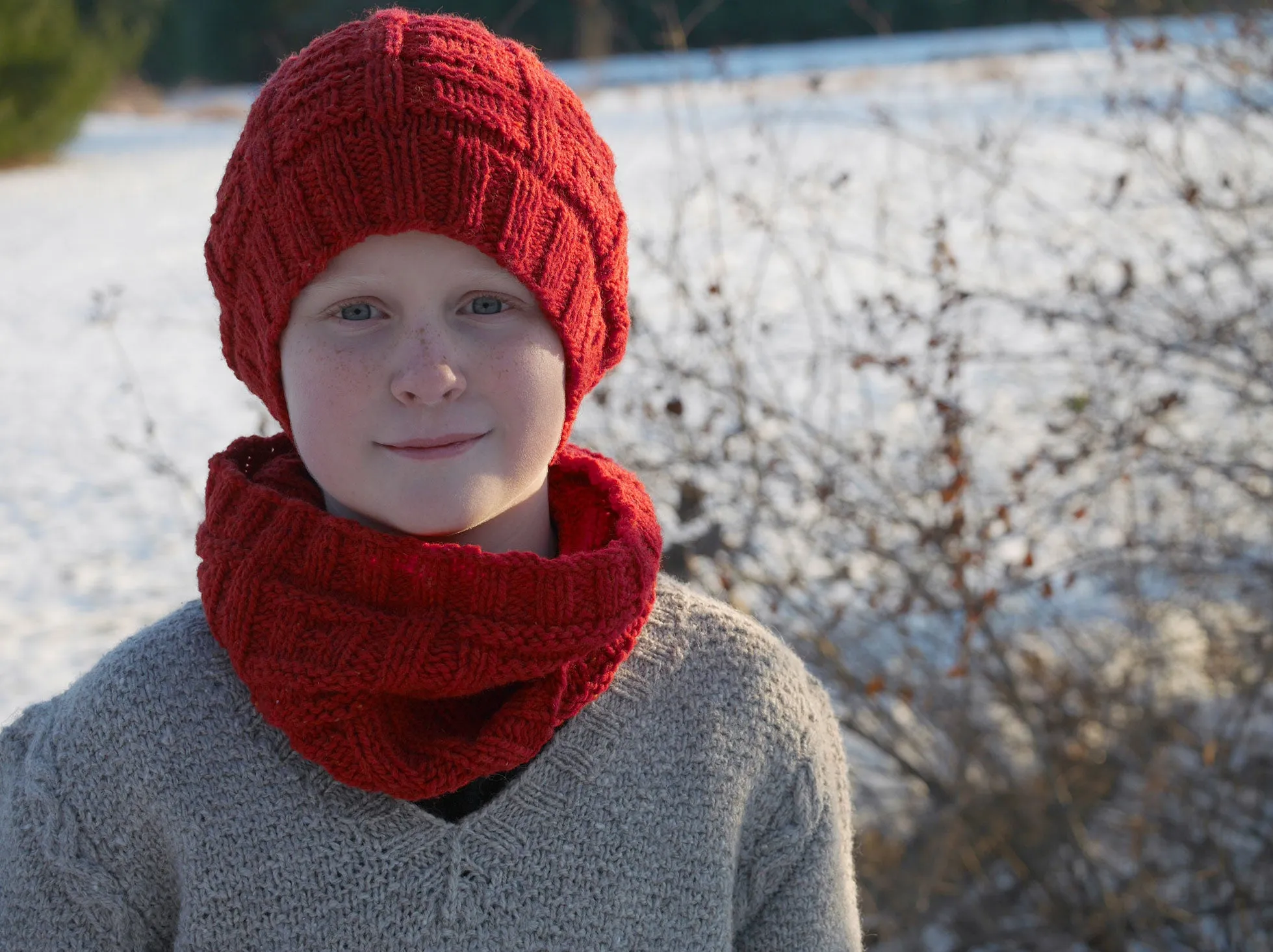 Chimney Sweep Scarf and Cowl <br/><small>knitting pattern</small>