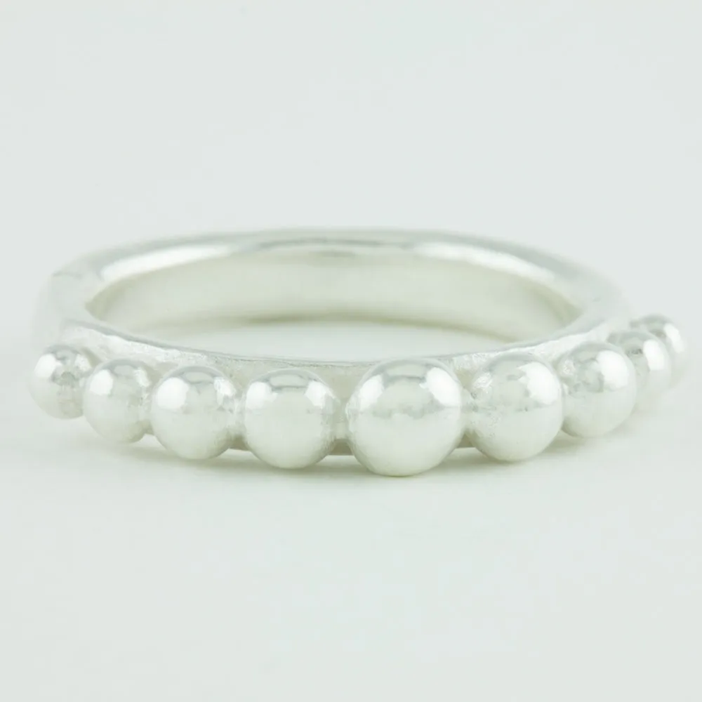 Chunky Graduation Granulation Ring