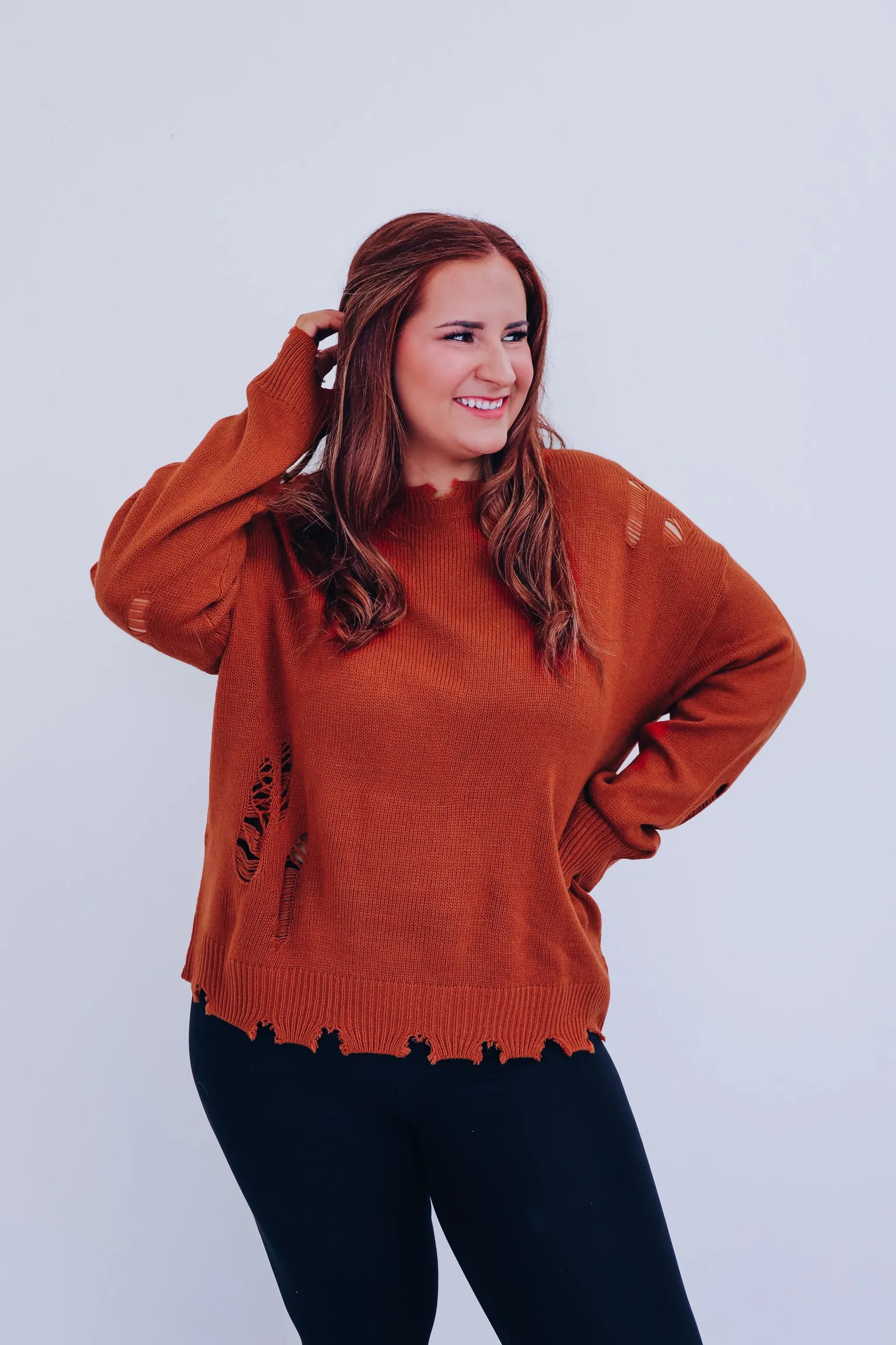 Finley Frayed Round Neck Sweater - Rust