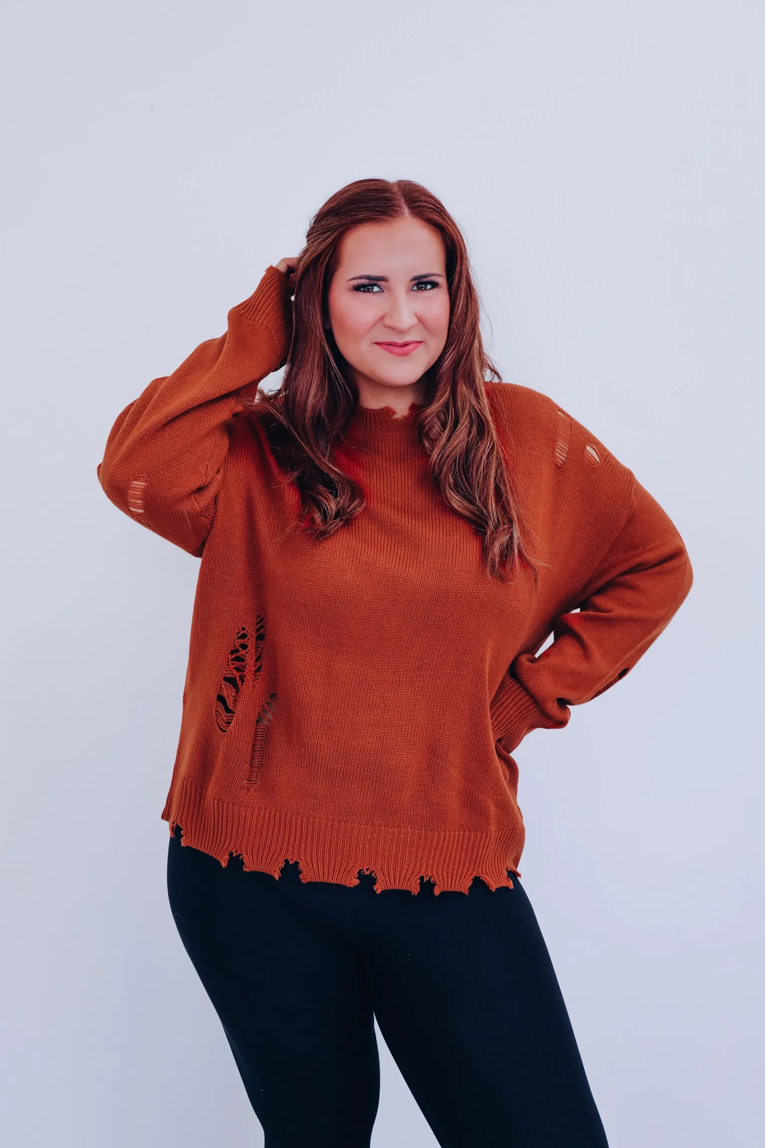 Finley Frayed Round Neck Sweater - Rust