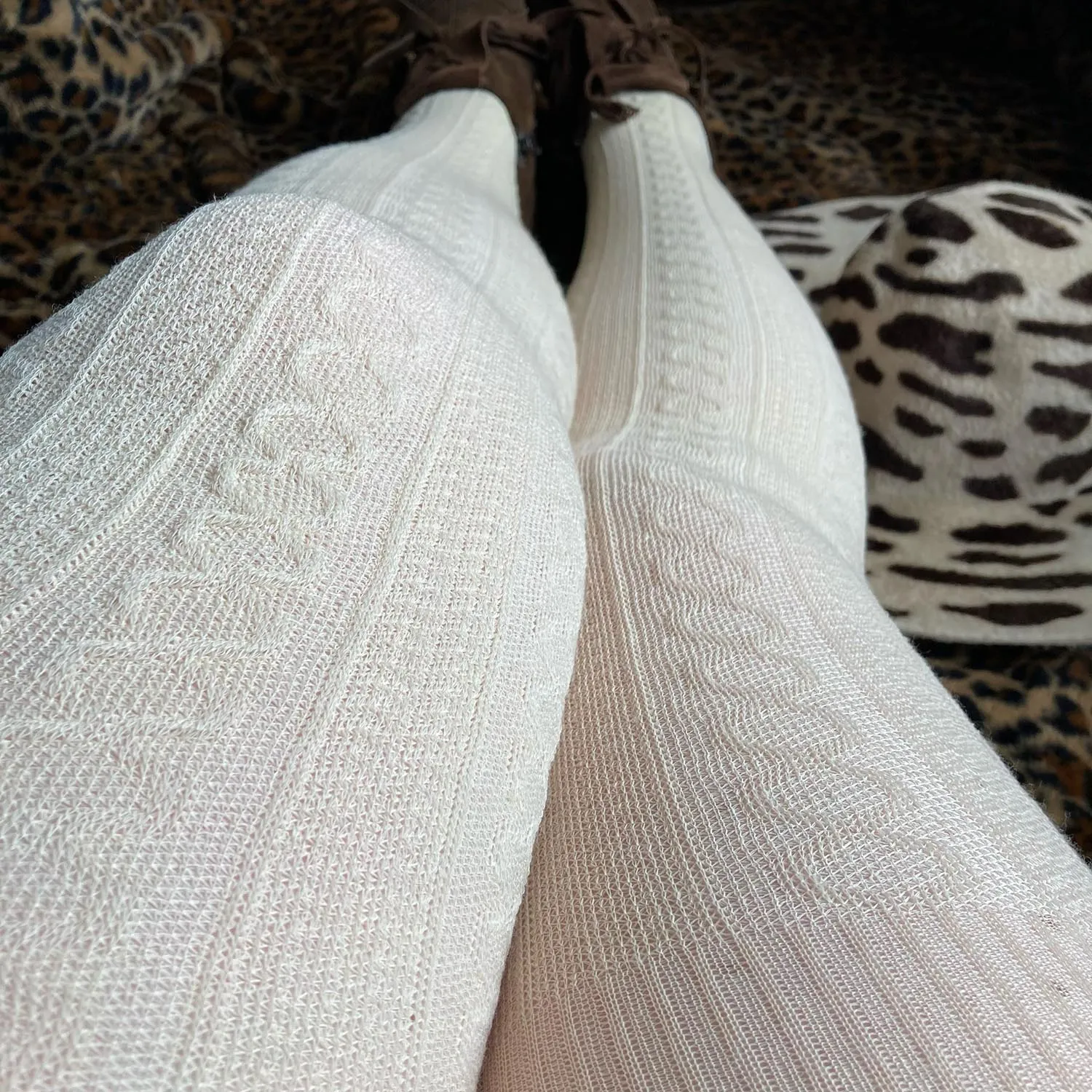 Grannies Cable Knit Wool Tights - Oatmeal (V2)