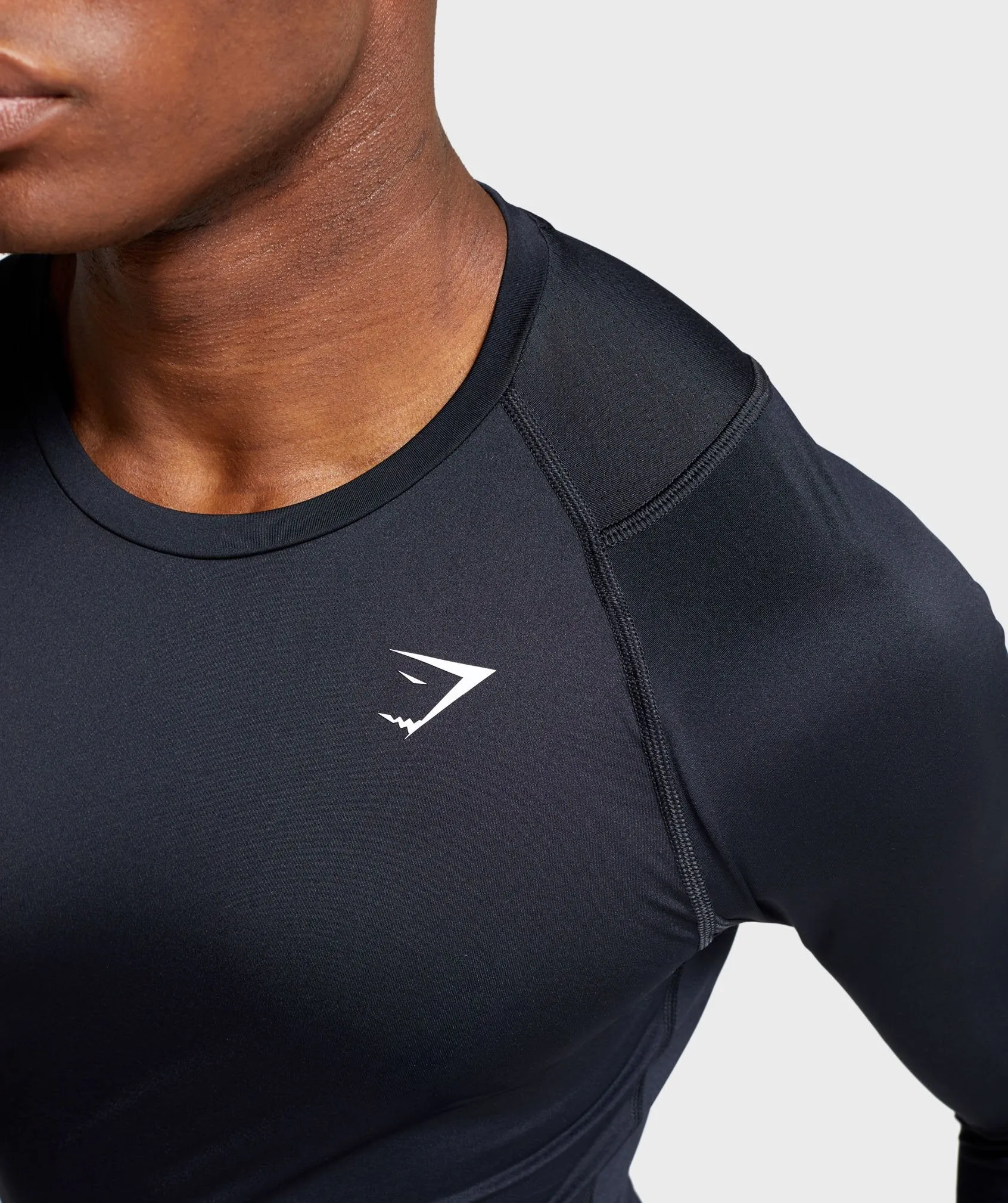 Gymshark Element Baselayer Long Sleeve T-Shirt - Black