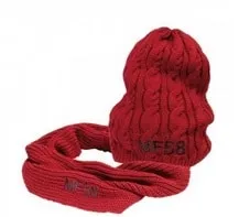 Ladies Knitted Hat and Scarf