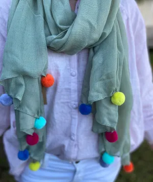 Pom Pom Scarf Green