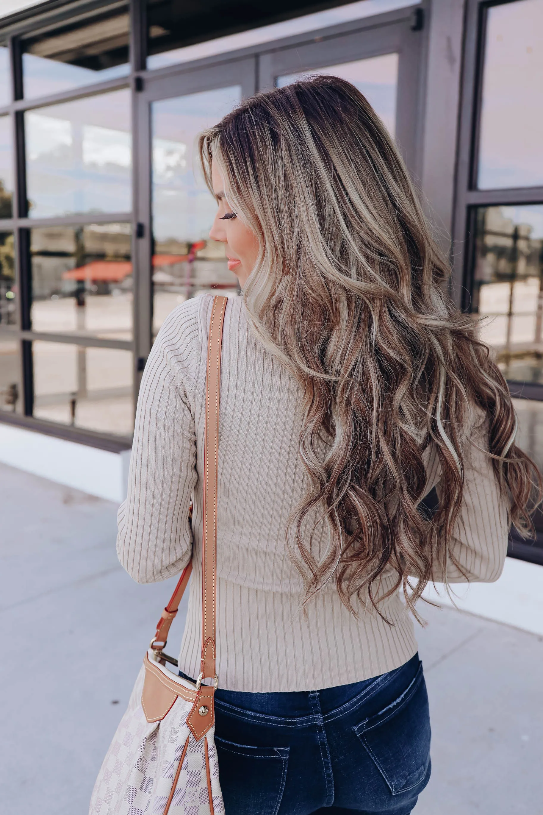 Reese Ribbed Turtleneck Sweater - Taupe