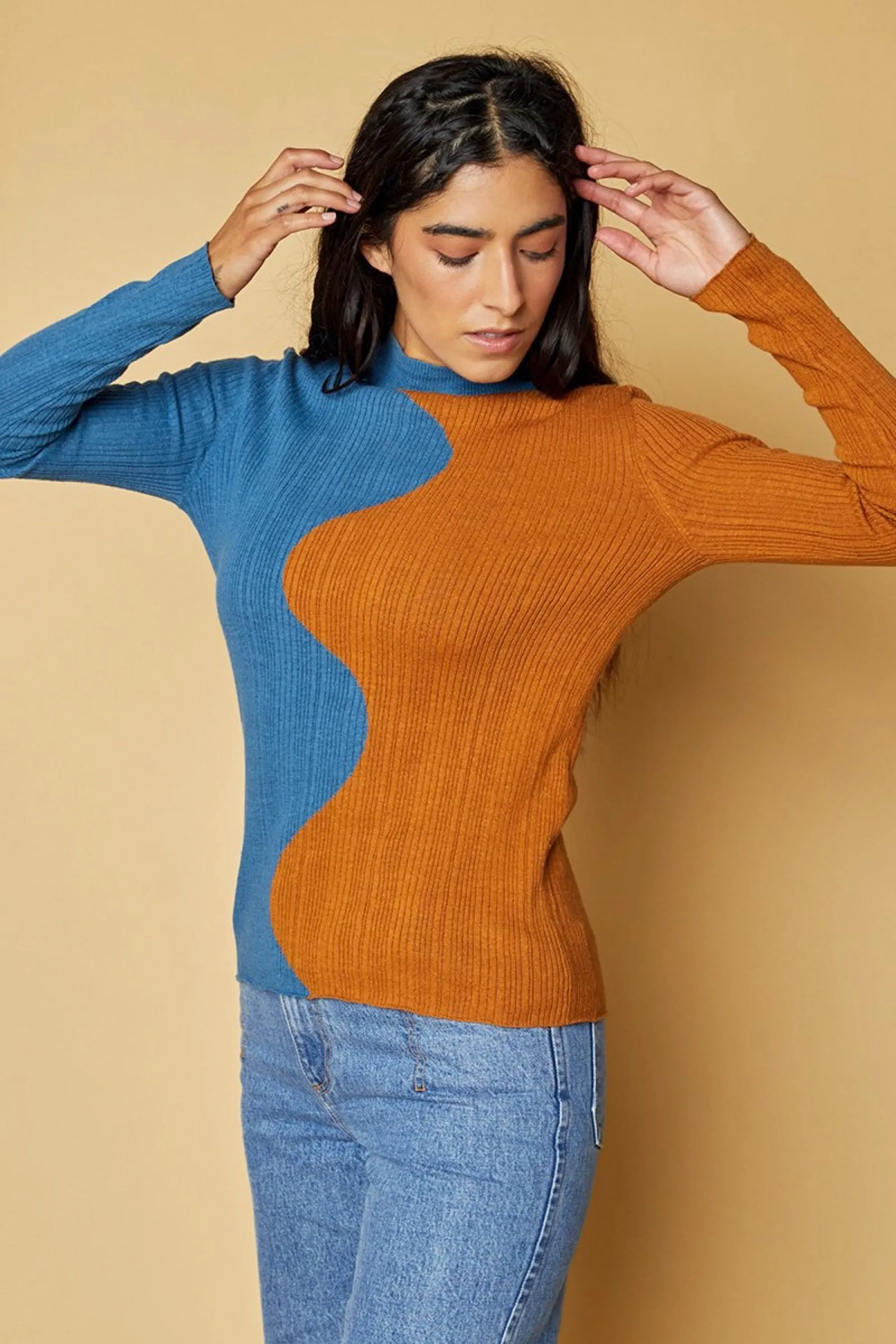 Rust   Tide Onda Turtleneck