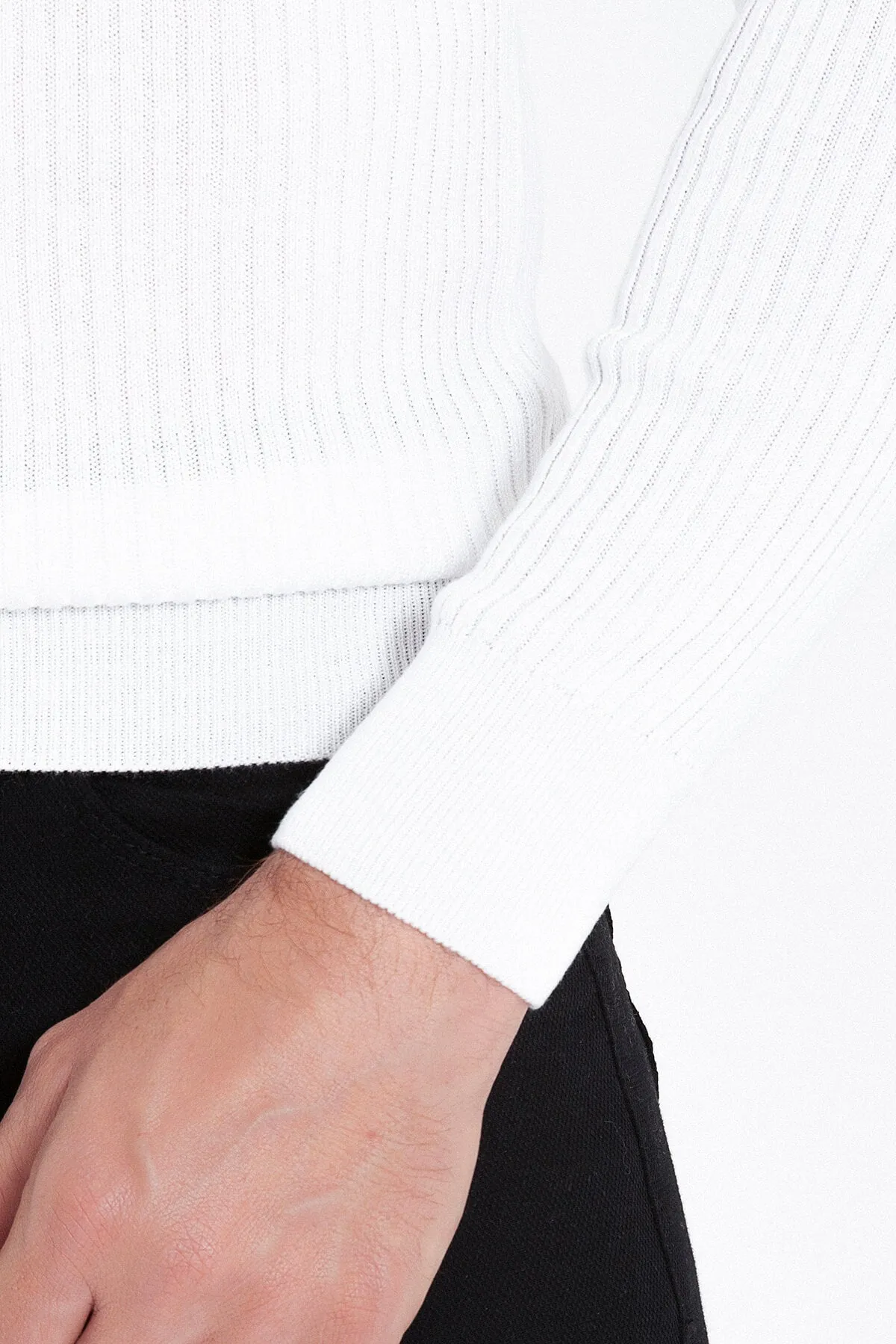 Slim Fit Ecru Turtleneck Sweater