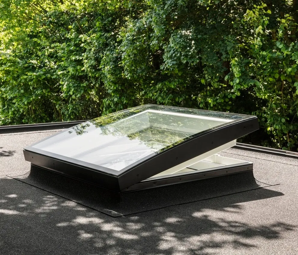 VELUX CVU 090060 1093 INTEGRA® Electric Curved Glass Rooflight Package 90 x 60 cm (Including CVU Double Glazed Base & ISU Curved Glass Top Cover)